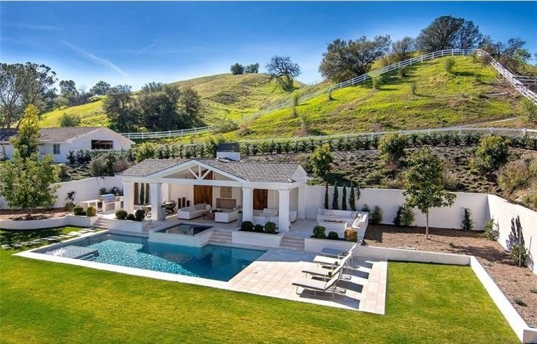 Nahlédněte do nového domu zpěváka The Weeknda za 20 milionů dolarů
